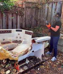 Best Mattress Disposal  in Bangor, MI